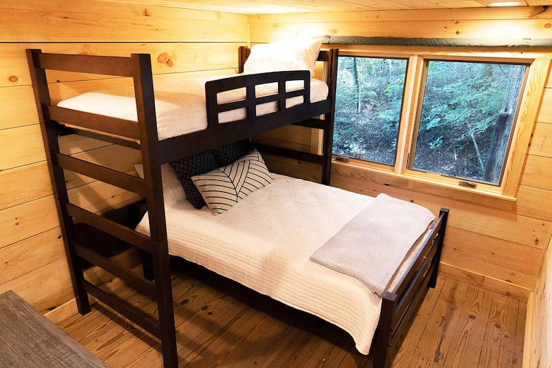 Laurel Cove Cottage-6